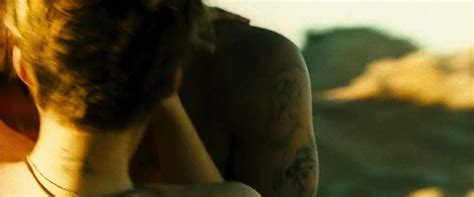 Keira Knightley Nude Domino