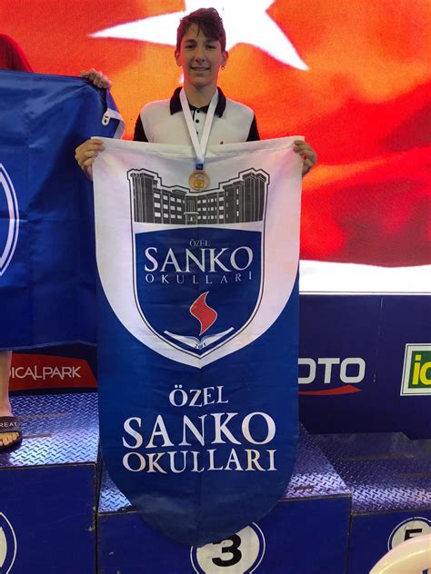 SANKO OKULLARI ÖĞRENCİSİ TOHM VE MİLLÎ TAKIM SPORCUSU ALİ EMRE SİMİTÇİ