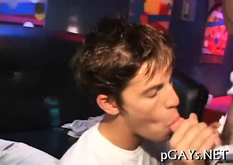 Hot Gays Arrange Foursome Sex