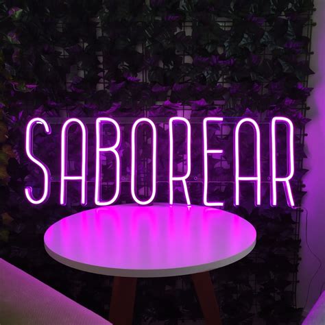 Letreiro Neon De Led Personalizada Nome Frase Ou Palavra Com 8 Letras Roxo Hutz