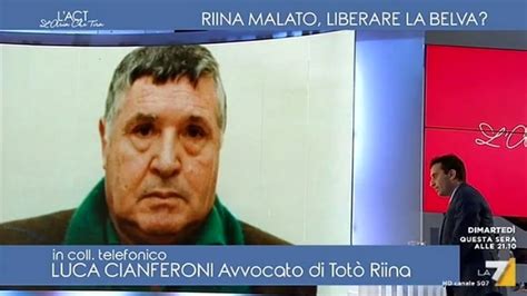 Riina Lavvocato In Diretta Tv Fuori Dal Carcere Da Due Anni