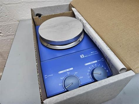 IKA RCT Basic Hot Plate With Magnetic Stirrer LabMakelaar Benelux