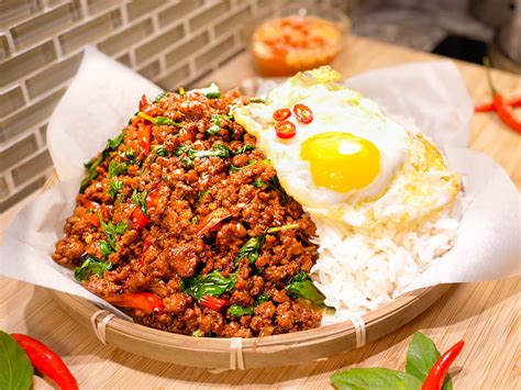 Thai Basil Stir Fry Pad Kra Pao Lookcatchu