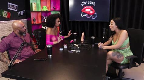 Very Naughty Brunette Talking Dirty On A Live Podcast CNNAMADOR