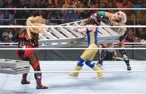 Money In The Bank 2021 Womens Money In The Bank Ladder Match Money