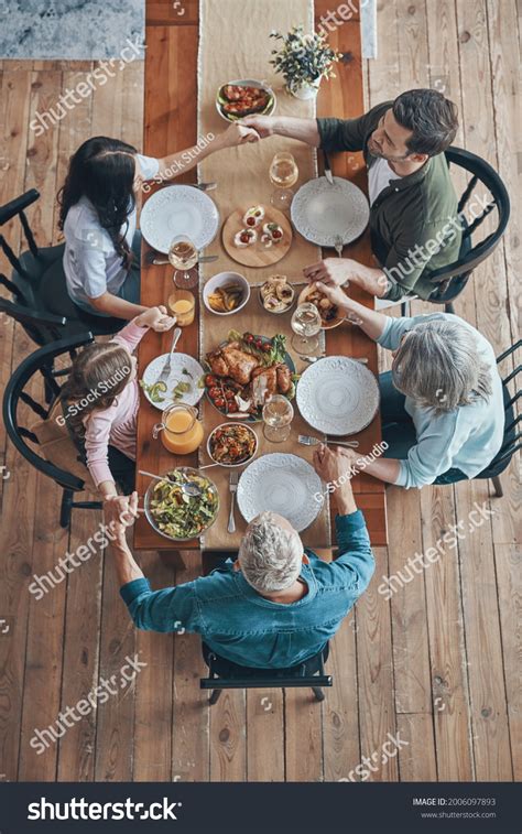 2,058 Family Praying Dinner Table Images, Stock Photos & Vectors | Shutterstock