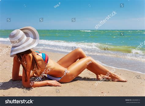 Sexy Back Beautiful Woman Bikini On Stock Photo 406968913 Shutterstock