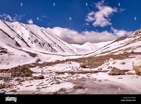 Kardong La Ladakh Stock Photo Alamy