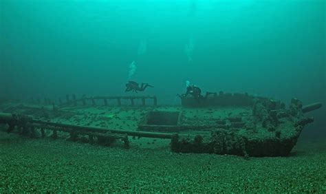 Shipwreck Diving in Lake Erie | TripBuzz