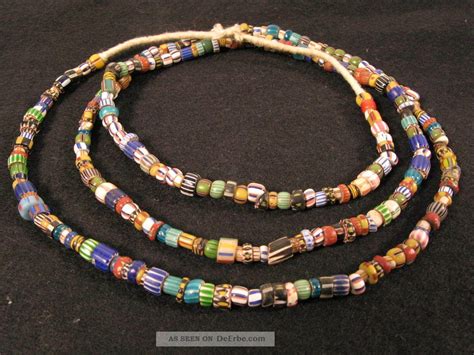 Antike Glasperlen Antique Venetian African Trade Striped Chevron Beads