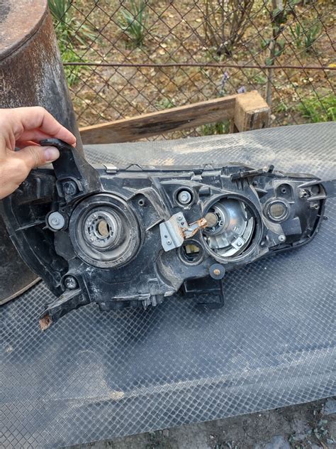 Фар Mitsubishi Lancer 10 / Мицубиши Лансер гр. Варна Аспарухово • OLX.bg