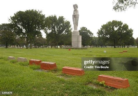 Maryhill Cemetery Photos and Premium High Res Pictures - Getty Images