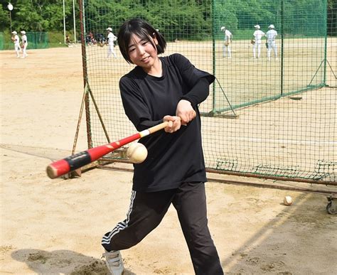 両丹日日新聞：夏の高校野球 福高3年女子マネがノック ニュース