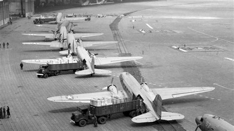 A 70 Años Del Bloqueo Y Puente Aéreo De Berlín La Primera Gran Crisis