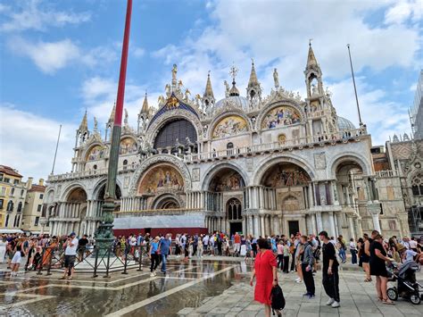 St Mark’s Basilica | CheckinAway