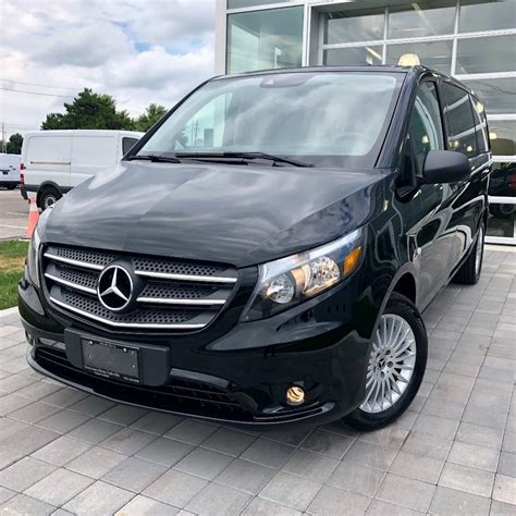 New Mercedes Benz Metris Metris Passenger Van Van In Oakville