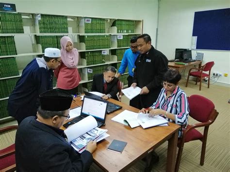 UMP Library Official Lawatan Penilaian Akreditasi Penuh Program