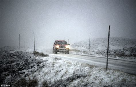 Snow To Hit Southern England With Wintry Showers Expected Across Uk