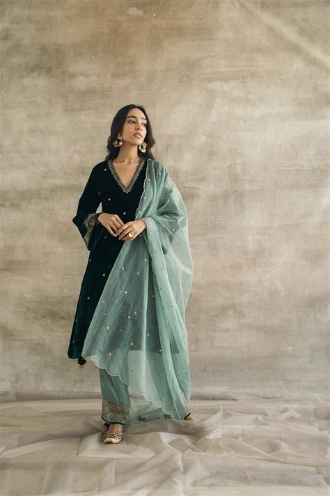 Dark Green Suit Contrast Dupatta Atelier Yuwa Ciao Jp