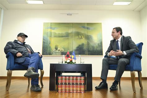 Prime Minister Kurti Hosted The Writer Ismail Kadare In The Prime