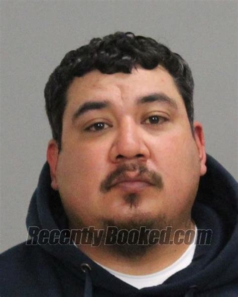 Recent Booking Mugshot For OSCAR ZAMORANO In Brazos County Texas