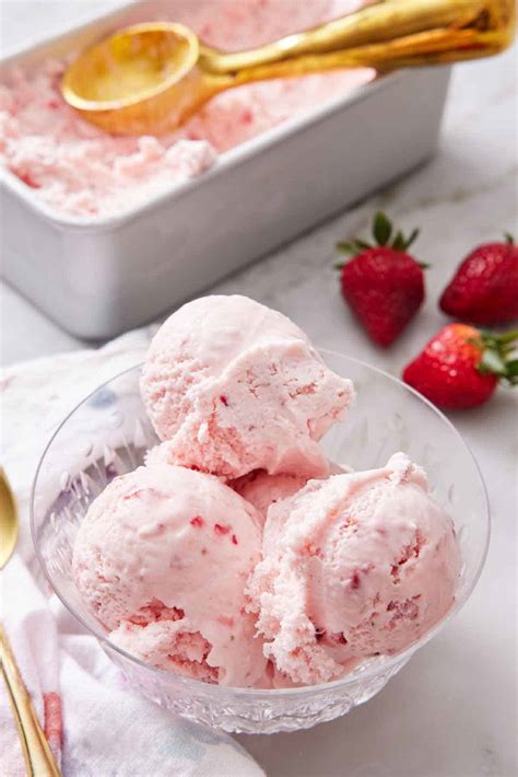 strawberry ice cream preppy kitchen