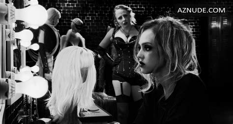 KIMBERLY COX Nude AZNude