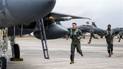 US Pilots Rush To Their Powerful 100 Million F 15s For Insane Scramble