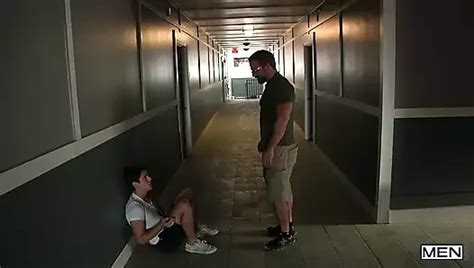 Porno gay de Dirk Caber en Vídeos Escenas de sexo con la estrella porno xHamster