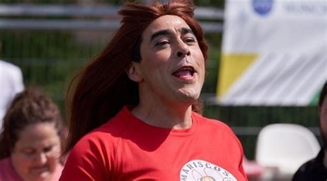 La Que Se Avecina Amador Y Ferm N Se Convierten En Camareras Drag Queens Para Una Boda Gay En