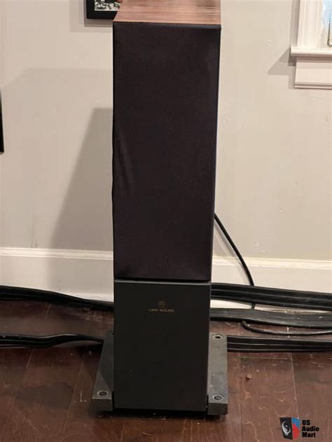 Linn Keilidh Speakers With Hiquphon Tweeters Photo Canuck