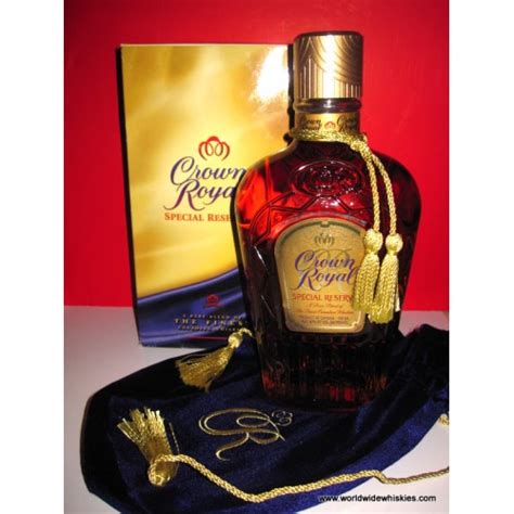 Crown Royal Special Reserve Canadian Whisky Boxed