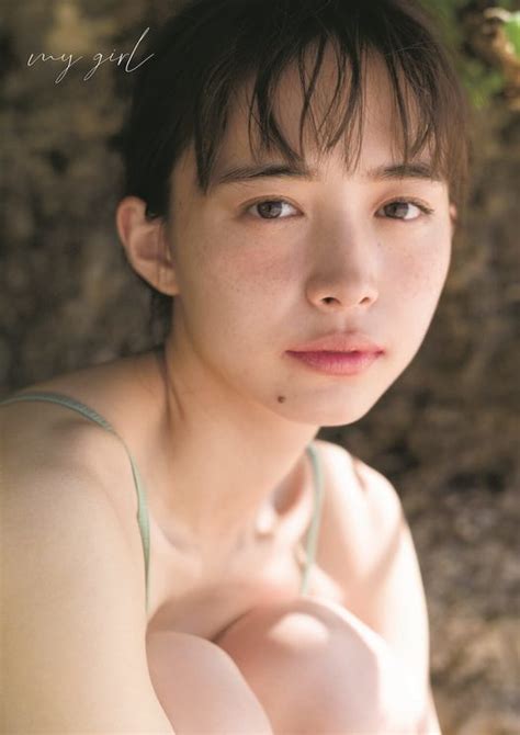 🍭 井桁弘恵、水着姿で透明感溢れる美肌を解き放つ！ 1st写真集『my Girl』電子版配信スタート「電子版にしかないカットもあります