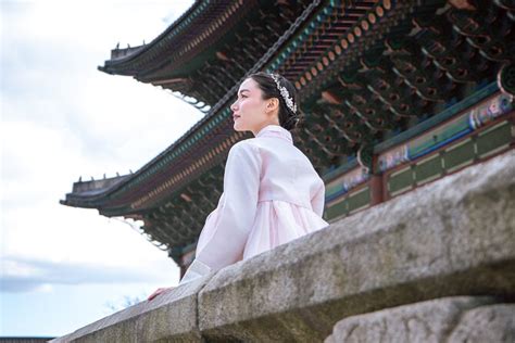 Servizio Fotografico Privato Di Coppia Al Palazzo Gyeongbokgung Di