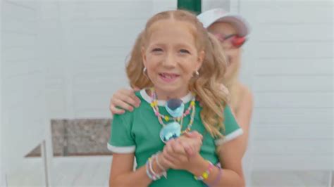 МИЛАНА STAR & МИЛАНА ФИЛИМОНОВА – ЛОЙС (ПРЕМЬЕРА КЛИПА 2021) - YouTube