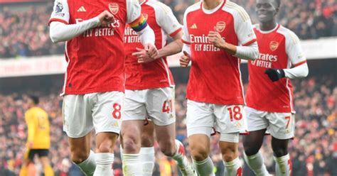 Arsenal Vence Wolverhampton E Segue Líder Do Campeonato Inglês