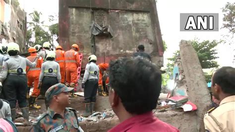 Mumbai 19 Dead After Four Storey Building Collapses In Kurla Some