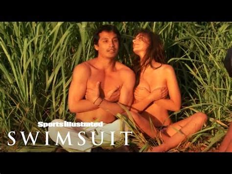 Emily Ratajkowski Baila En Bikini Para Sports Illustrated Sopitas