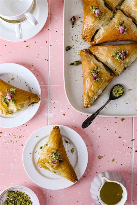 Warbat Bil Ashta / Shaabiyat (Cream Stuffed Phyllo)