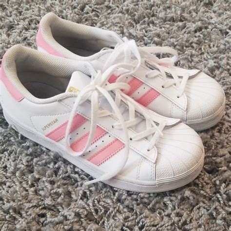 Girls Superstar Adidas Pink Shoes Size 3 | Pink adidas shoes, Pink ...