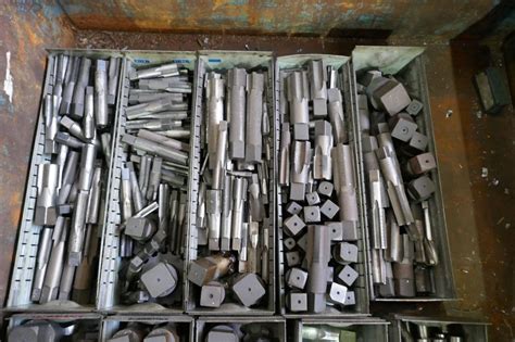 Assorted Heavy Duty Taps Tooling And Engineering Equipment Industrial And Commercial