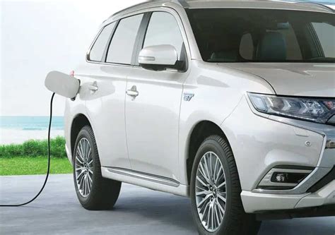 Outlander PHEV Accessories | Mitsubishi Motors UK