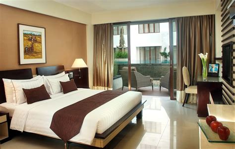 Pictures of Bali - good hotel in kuta : aston kuta hotel & residence