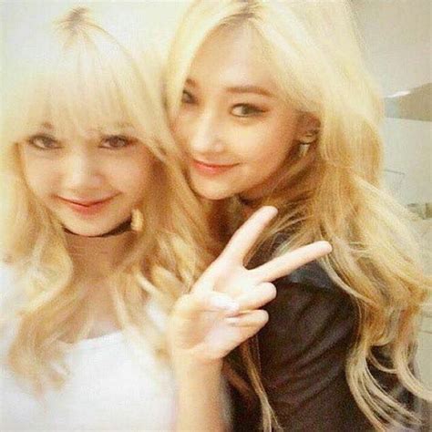 Jinny With Lisa Blackpink Lisa Ejercicios Para Reducir Papada