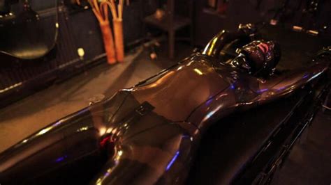 Forumophilia PORN FORUM Latex And Rubber Life Style Page 3