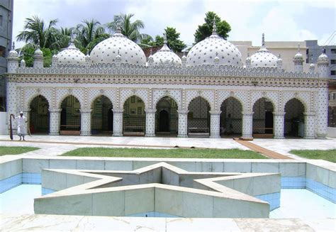 Star Mosque (Bengali: Tara Masjid), is a mosque located in Armanitola area, Dhaka, Bangladesh ...