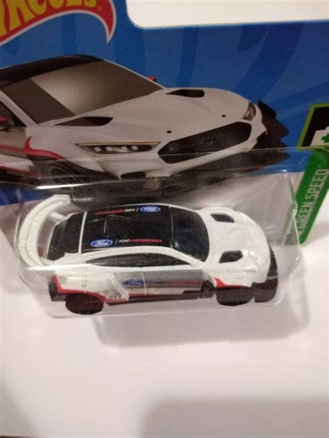 Hot Wheels Ford Mustang Mach E