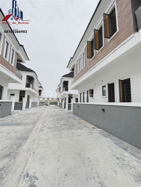 For Sale 3 Bedrooms Semi Detached Duplex VGC Lekki Lagos 3 Beds