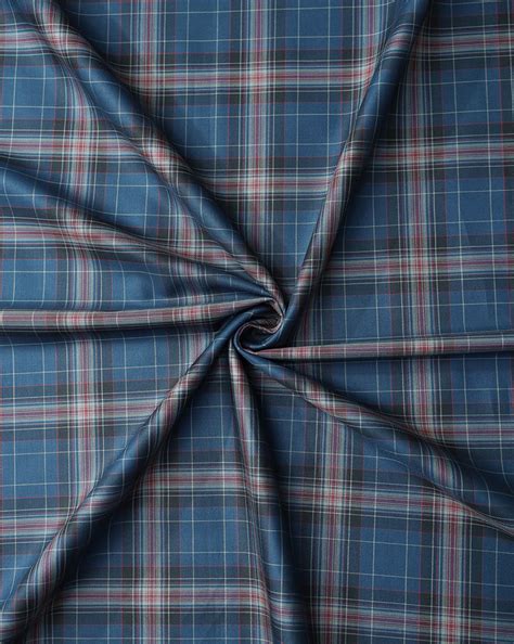 Checks Pattern Giza Cotton Fabric Width 58 Inches Sahni Fabs