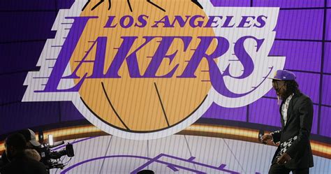 NBA Exec: Lakers' 2027, 2029 1st-Rounders 'Most Powerful' Draft Picks ...